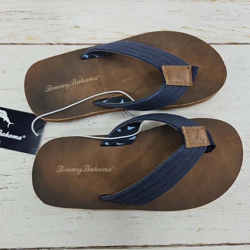 Tommy Bahama Kids Boys Flip Flop Sandals Brown Navy‎ Blue Size Medium 12/13